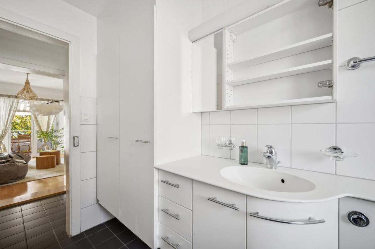 Comfortable Stay In Oerlikon 20 Minutes Away From Zurich Airport Eksteriør billede