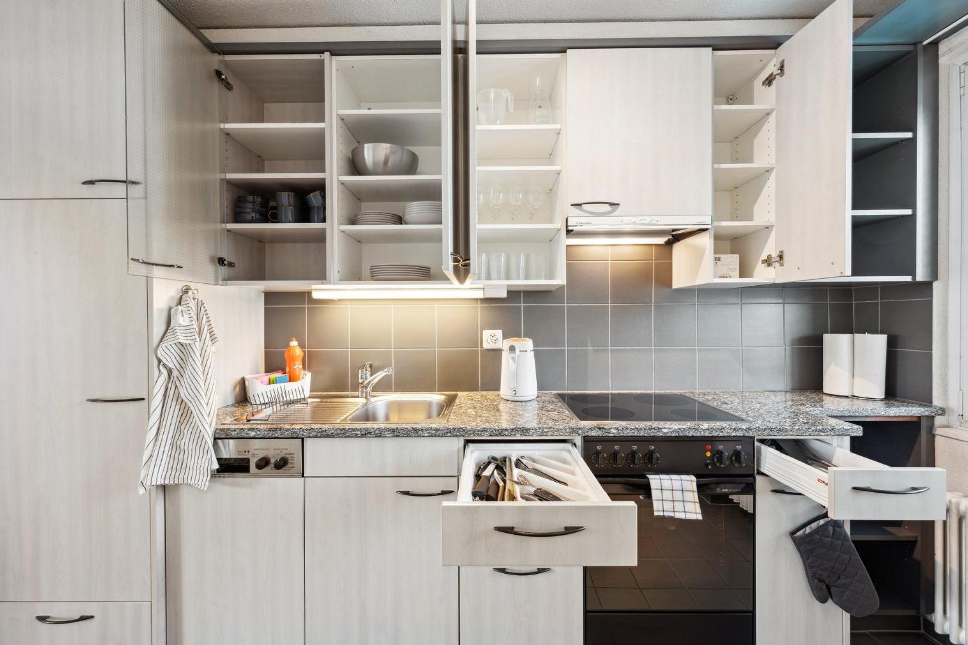 Comfortable Stay In Oerlikon 20 Minutes Away From Zurich Airport Eksteriør billede