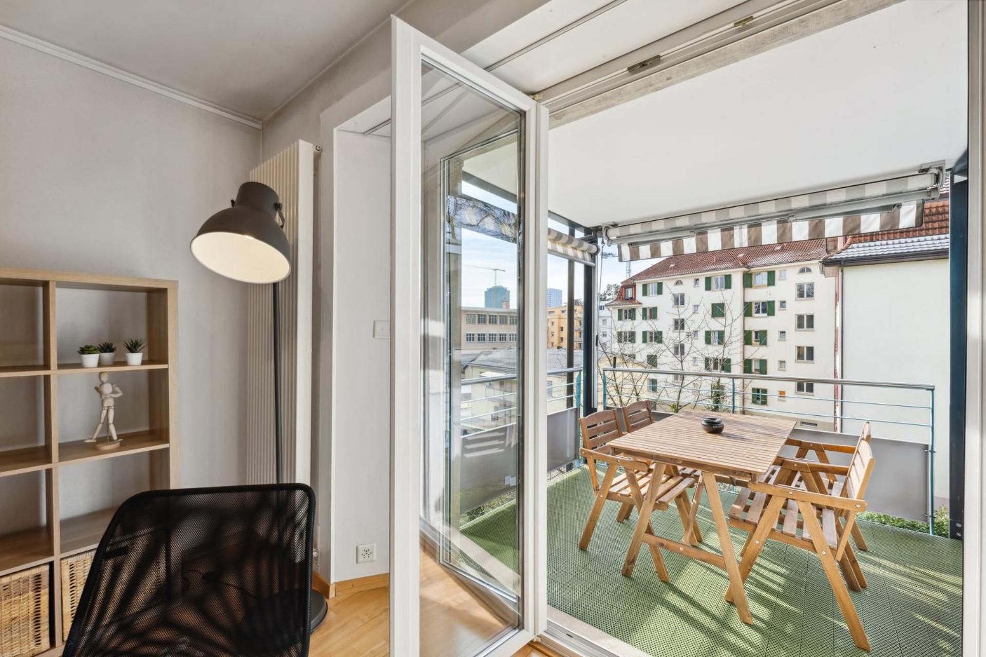 Comfortable Stay In Oerlikon 20 Minutes Away From Zurich Airport Eksteriør billede