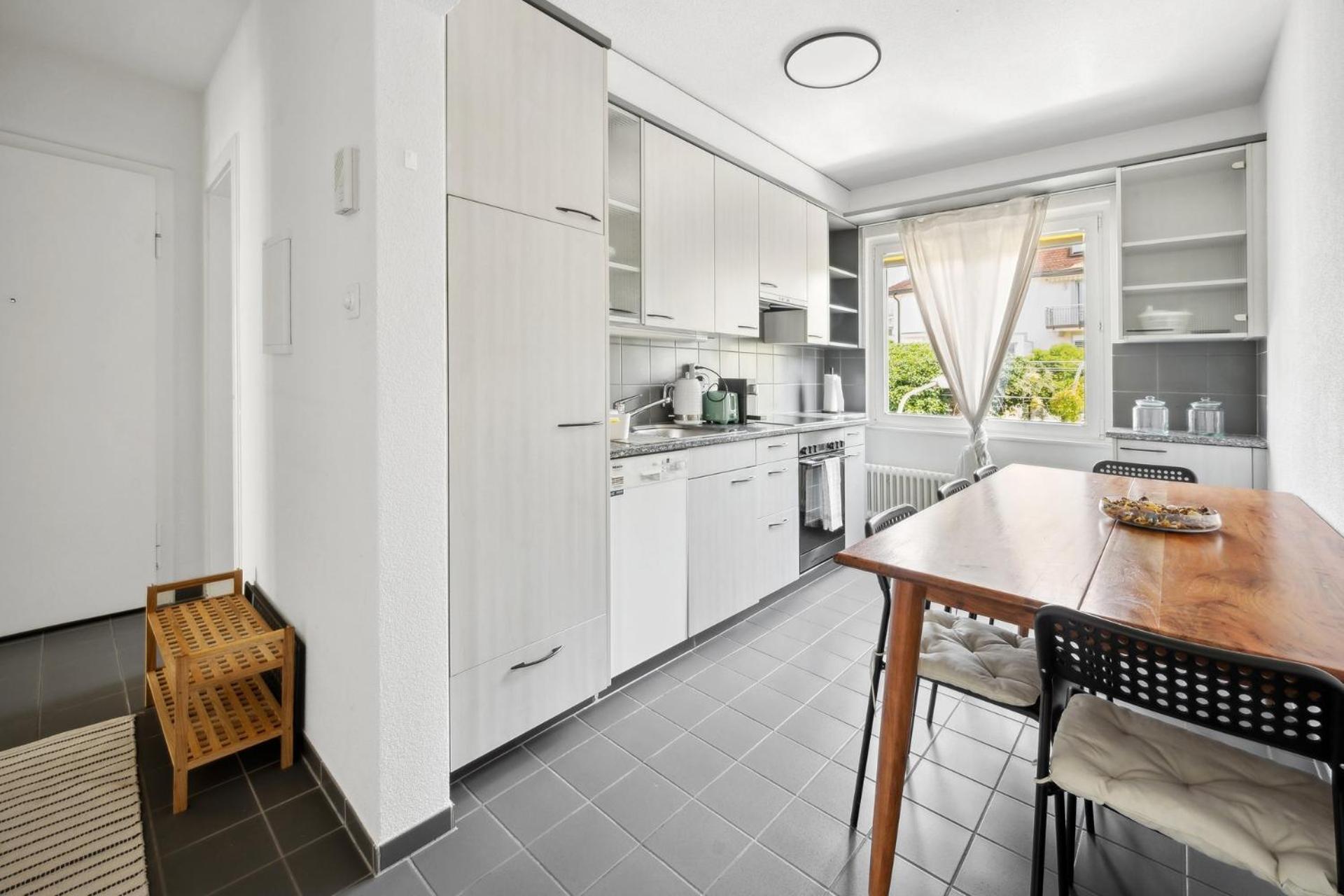 Comfortable Stay In Oerlikon 20 Minutes Away From Zurich Airport Eksteriør billede